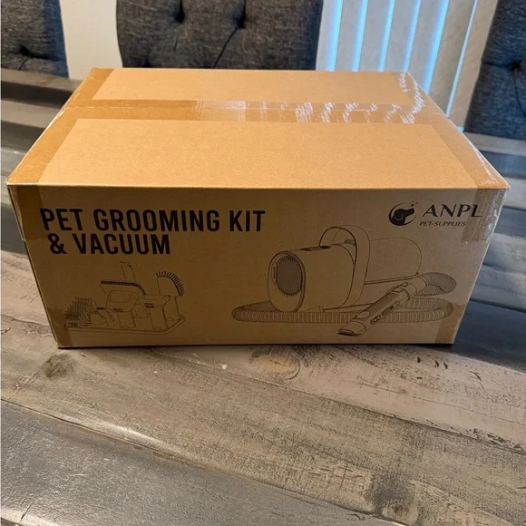 Pet Grooming Kit & Vacuum - Picture 4 of 9